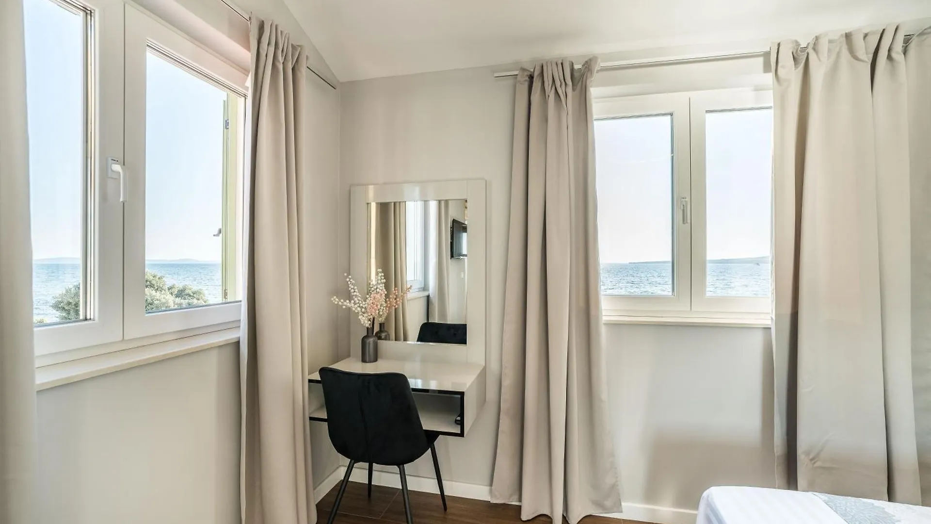 Exclusive Luxury Villa With Glorious Sea View - By Ta Leut Agency Privlaka  0*, Privlaka (Zadar) Croatia